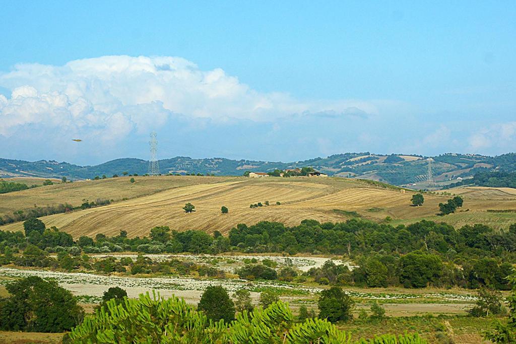 Agriturismo Poggio Alle Calle Saturnia Exterior photo